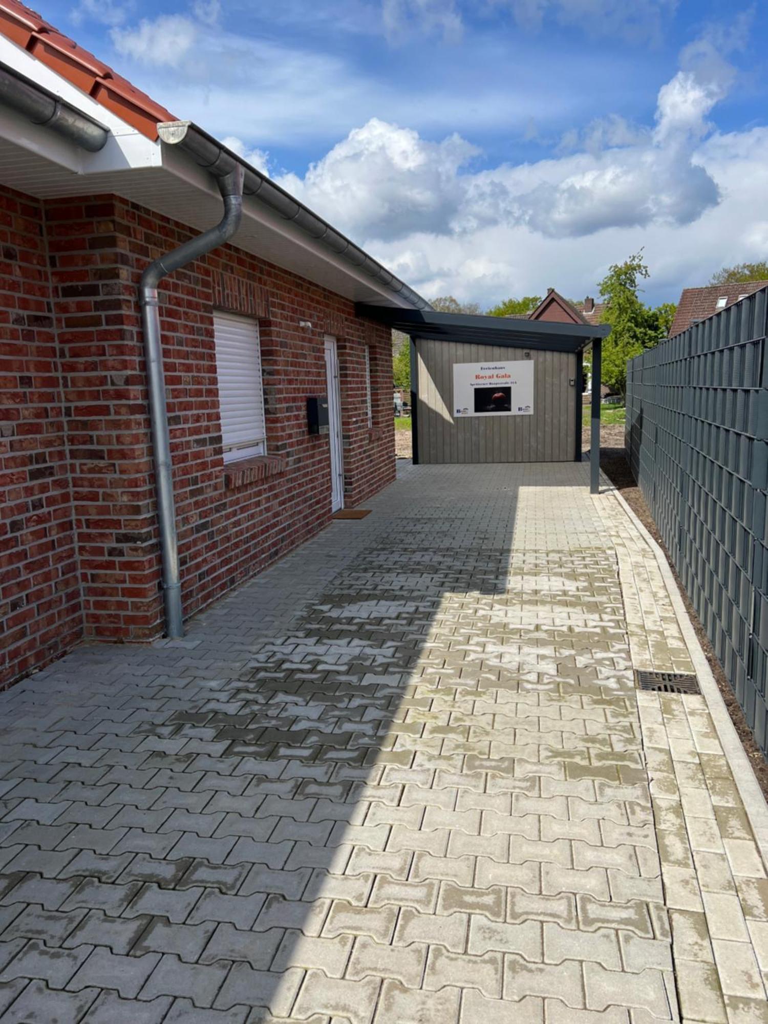 Ferienhaus "Royal Gala" Meppen Ebenerdig Carport Terrasse Neubau Netflix Free Wifi 2 Schlafzimmer Kueche Gaestewc Villa Esterno foto